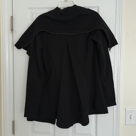 Black Jacket from Anthropologie - Picture 5 of 9